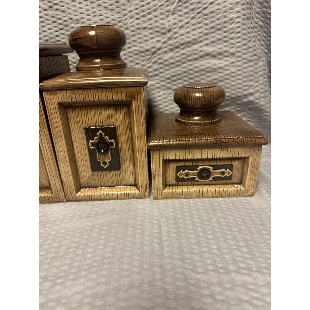 Vintage Ceramic Faux Wood Canister Set Colonial‎ Style Set Of 4 RARE